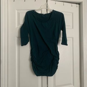 Basic fitted maternity top